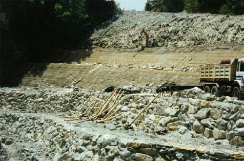 [Terre Rinforzate con geogriglia]
