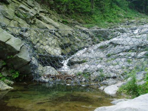 [Debris flow tecco stabilizzazione attiva]