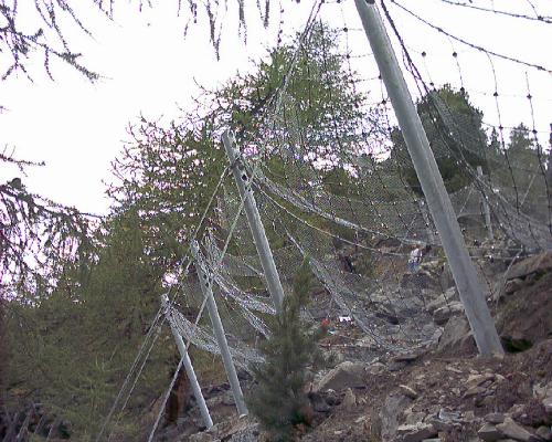 [paravalanghe fermaneve protezione funivia]