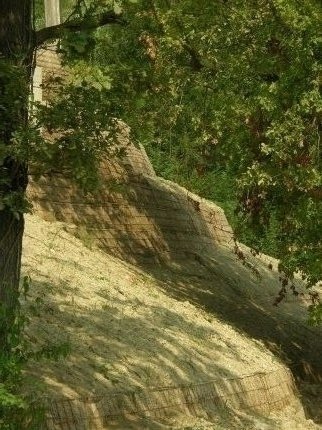 [terra rinforzata con geogriglie]